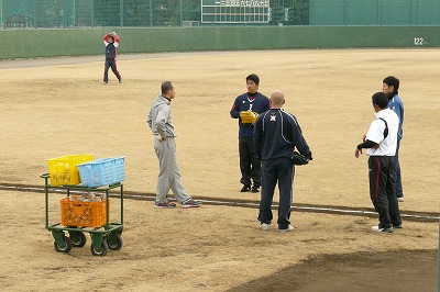 1月21日 新人合同自主トレ_b0166128_20434186.jpg