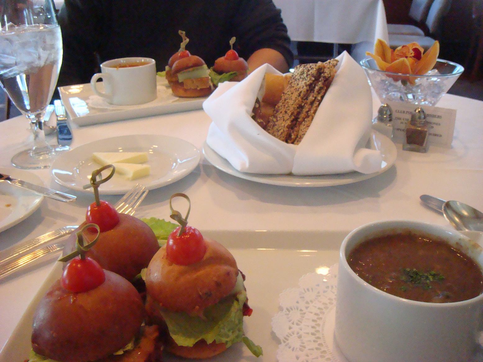 d0100880_1133375.jpg