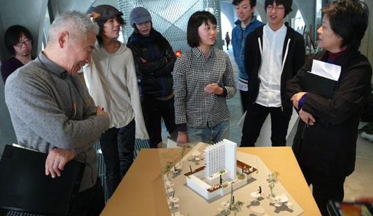 3年生第4課題「Tama Art University   Promotion Pavilion」_b0049355_1442407.jpg