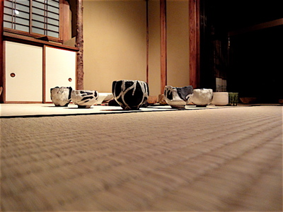 vol.715. 〈MEGYUWAZO〜へうげものin 柳橋〜〉、2010年１月23日（土）開幕です_b0081338_173793.jpg