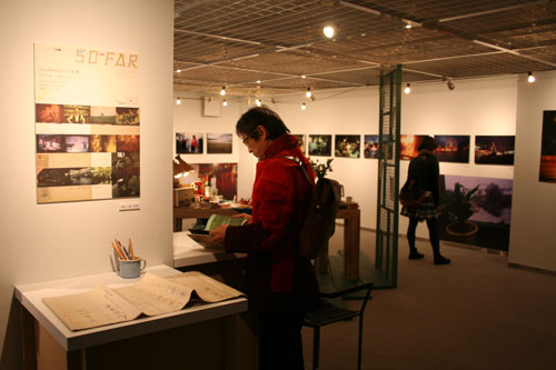 Jun Kawabata 写真展がスタートしました！_f0171840_14182360.jpg
