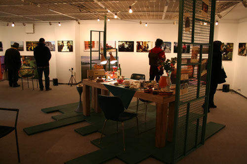 Jun Kawabata 写真展がスタートしました！_f0171840_14183675.jpg