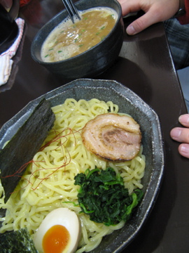 麺屋　だいすけ　3_a0117599_22305071.jpg