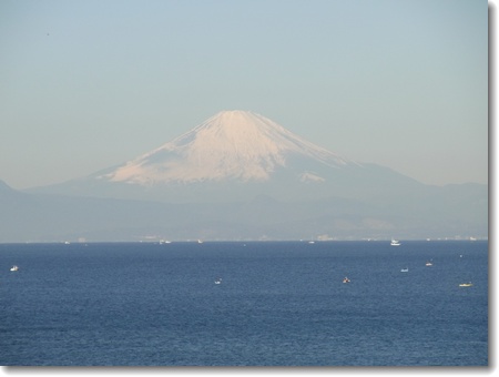 朝は寒いです_c0147448_1320192.jpg