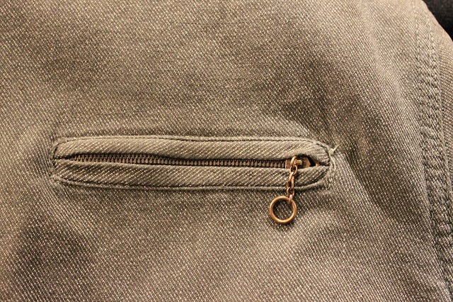theお買い得! ¥9,800なジャケット!_d0121303_13565836.jpg