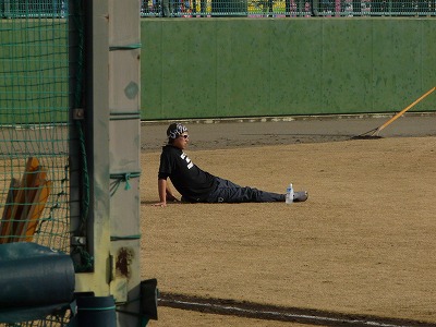 ひとりぼっちの塀内・・・浦和球場_b0166128_1515164.jpg