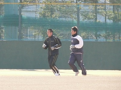 1月26日 新人自主トレ・・・ロッテ浦和球場_b0166128_18165946.jpg