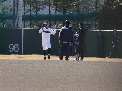 1月26日 新人自主トレ・・・ロッテ浦和球場_b0166128_19222534.jpg