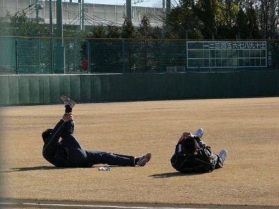 1月26日 新人自主トレ・・・ロッテ浦和球場_b0166128_1928838.jpg