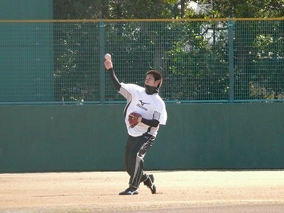 1月26日 新人自主トレ・・・ロッテ浦和球場_b0166128_2017151.jpg