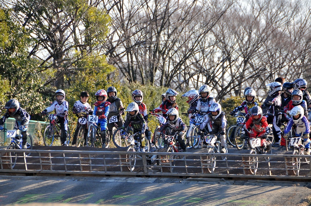 2010JOSF緑山オープニングレース（１月定期戦）VOL6：ミルキー７，８クラス決勝_b0065730_1812509.jpg