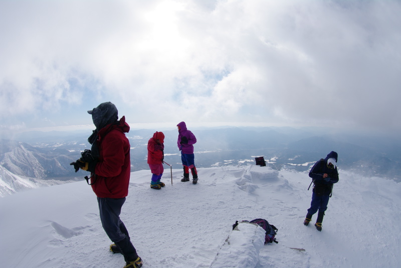 伯耆大山その４（山頂うろうろその１）_a0009554_2010197.jpg