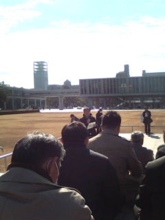 平和公園で、ネバダ・デー座り込み_e0094315_17565348.jpg
