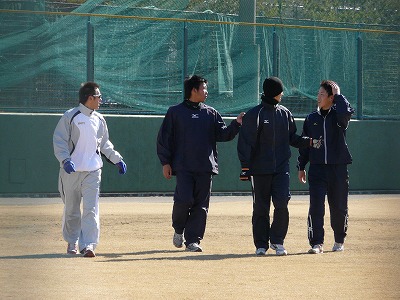 石垣組を越えろ!・・・ロッテ浦和球場_b0166128_2020317.jpg