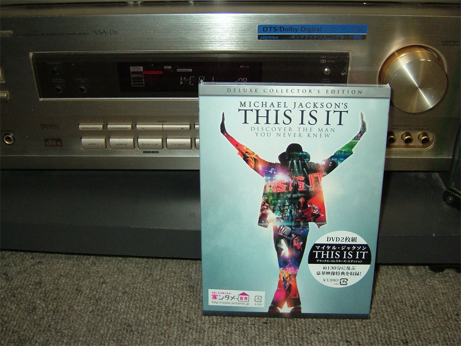 THIS IS IT 　　michael jackson_c0110051_23571868.jpg