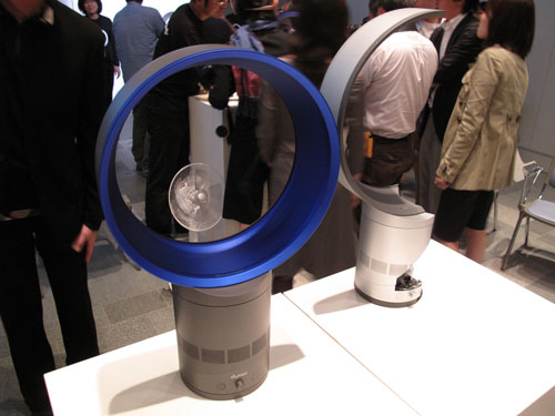 ダイソン「羽のない扇風機」が全国販売_a0008797_1292222.jpg