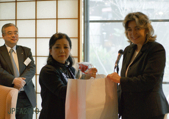 ◆2010JPFA new year party vol.1◆_b0111306_22284850.gif