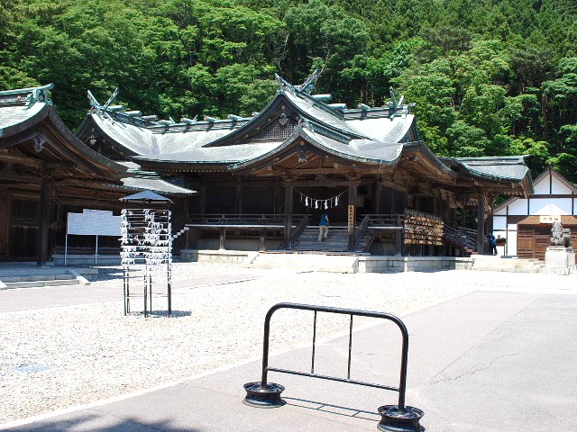 函館八幡宮(函館の建築紹介)_f0142606_9431389.jpg