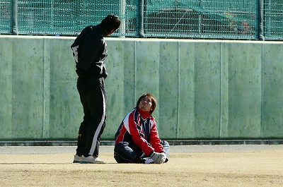 ギュギュ！っと神戸・・・ロッテ浦和球場_b0166128_1751354.jpg