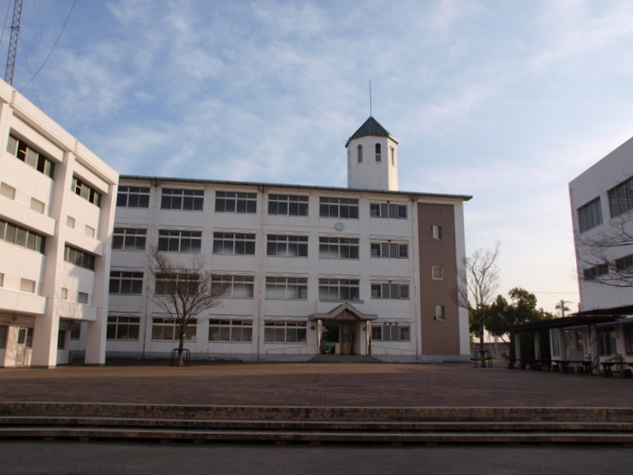 高校へ。。_c0116915_22582886.jpg