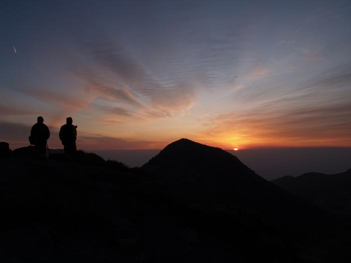 天狗ヶ城へ御来光登山_f0016066_2354344.jpg