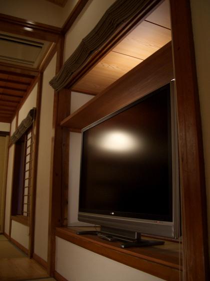 旅館改修設計 出窓をテレビ台に改修 旅館ホテル改修設計 設計事務所アトリエ15のブログ 旅館改修設計 出窓をテレビ台に改修 旅館ホテル改修設計 設計事務所アトリエ15のブログ