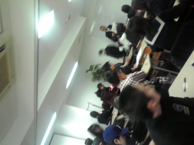 学校ぅぅぅ(/_;)/~_c0209261_1223478.jpg