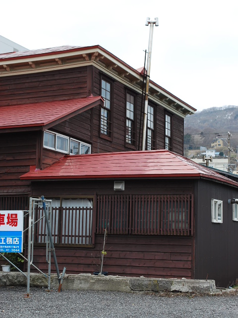 函館大町の民宿室屋(函館の建築紹介)_f0142606_2055245.jpg