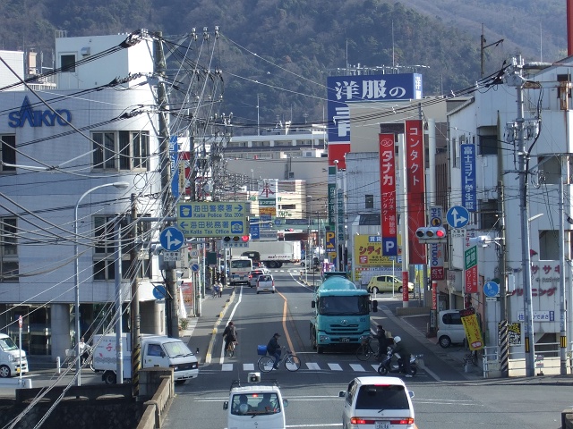 明神橋横断歩道橋、まもなく撤去へ　その2　歩道橋の上からの景色_b0095061_1043379.jpg