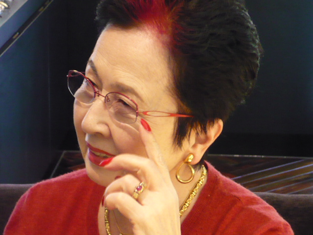 女優さん???_e0195325_1794960.jpg