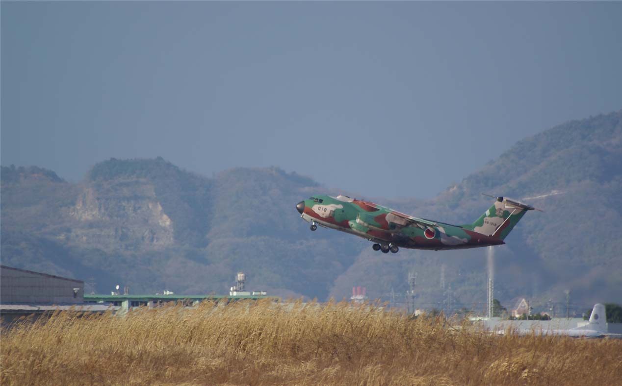 米子空港／飛び立て三色最中_a0155545_2039924.jpg