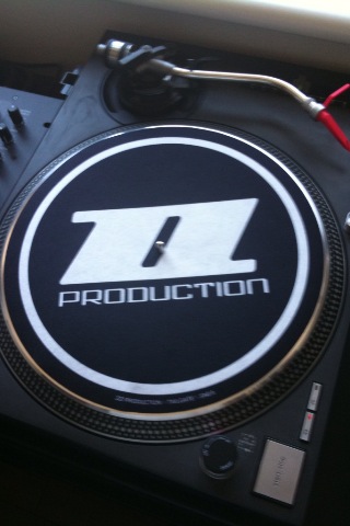 ZZ PRODUCTION SLIPMAT!!!_e0110140_15381575.jpg