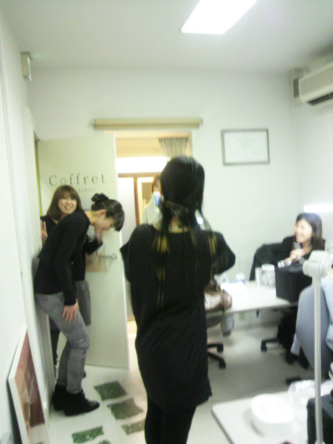 【講師 斉藤】♪スクールへの訪問者♪_e0166340_1554569.jpg