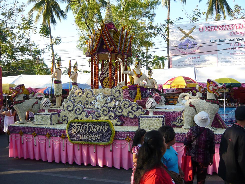 チェンマイ・花祭り・・・・１_f0178278_1646190.jpg