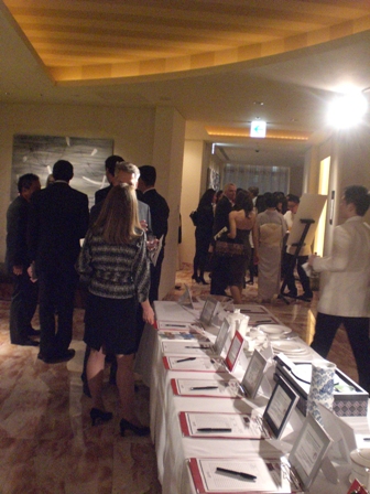 「Hands on 東京」チャリティーオークション_f0083294_22201013.jpg