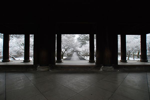 白い朝　－　南禅寺_a0114714_1736147.jpg