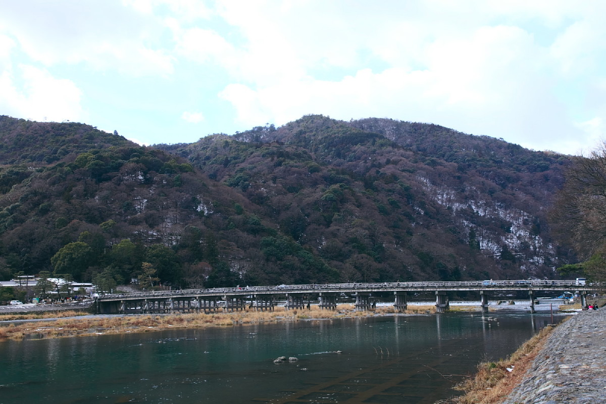 冬の渡月橋_b0164726_21525160.jpg