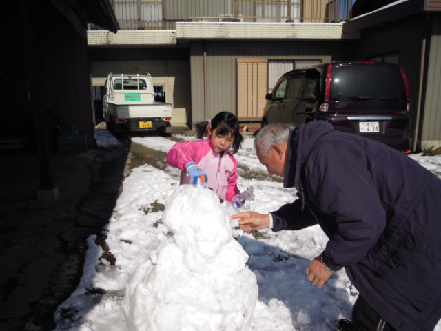 雪がある場所へ大移動！_a0159869_2049774.jpg