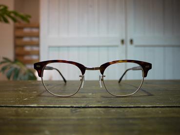 MOSCOT ORIGINAL_e0152373_2053694.jpg