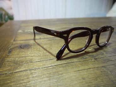 MOSCOT ORIGINAL_e0152373_20572810.jpg