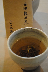 西湖龍井茶（セイコロンジンチャ）_a0163282_15113616.jpg
