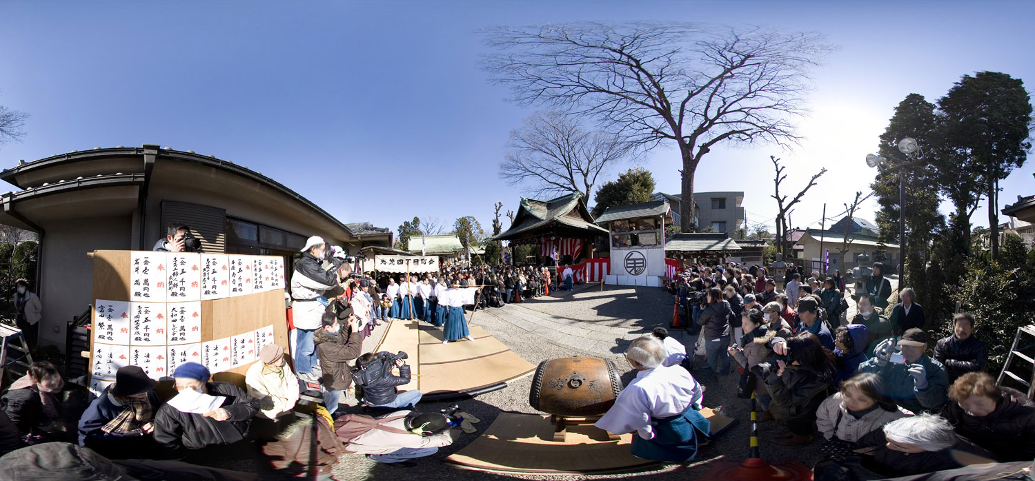 Shirozake Matsuri , Kumano Shrine　北区・熊野神社「白酒祭」2010_d0108602_2230425.jpg