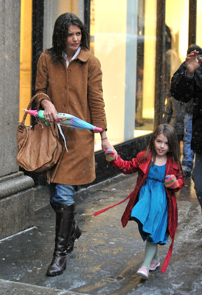 Suri Cruise _f0017012_21583127.jpg