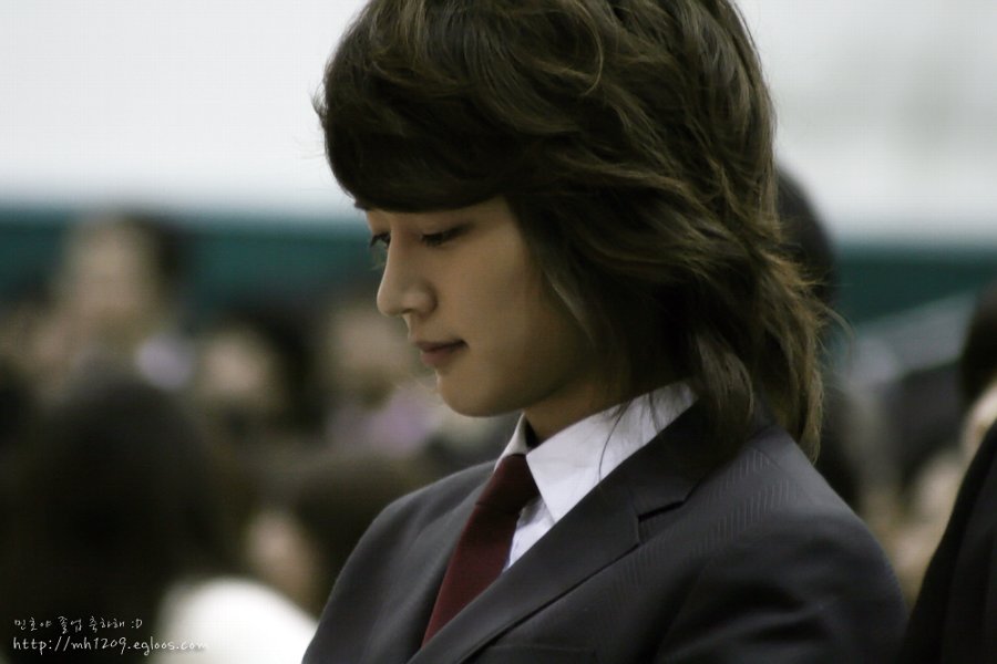 Minho \' High School Graduation Ceremony ② \' // 100210_e0080563_11351785.jpg