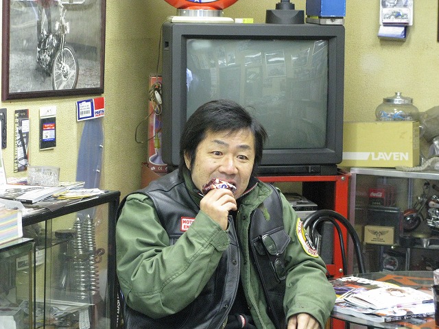 11時ちょうどに、来店されたK氏_a0110720_1825543.jpg