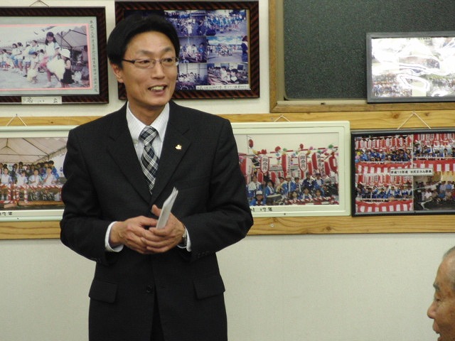 生まれ故郷 津田・荒田島地区(吉原)での市政報告会_f0141310_2392987.jpg