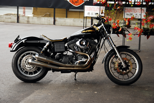 fxdx リアサスペンション オーリンズ