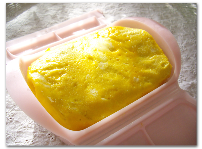 ペティートでバレンタインなオムライス弁当_c0103827_10265099.jpg