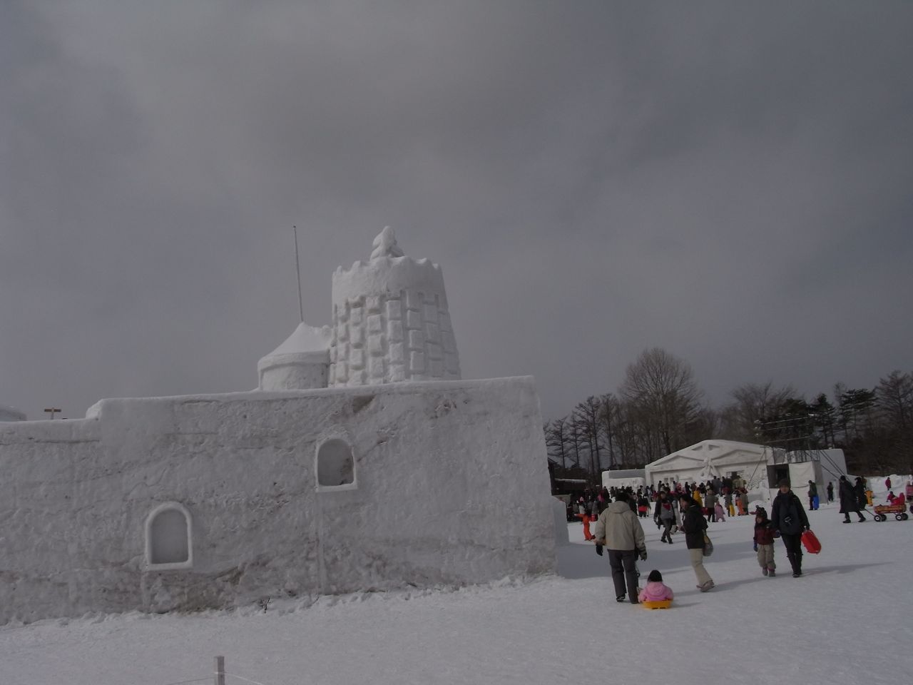 いわて雪まつり 小岩井農場 おとうさんもいっしょ