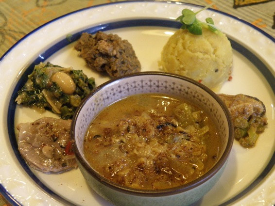 ガラムマサラの前菜プレート付きカレーフェア!_f0053279_1341052.jpg
